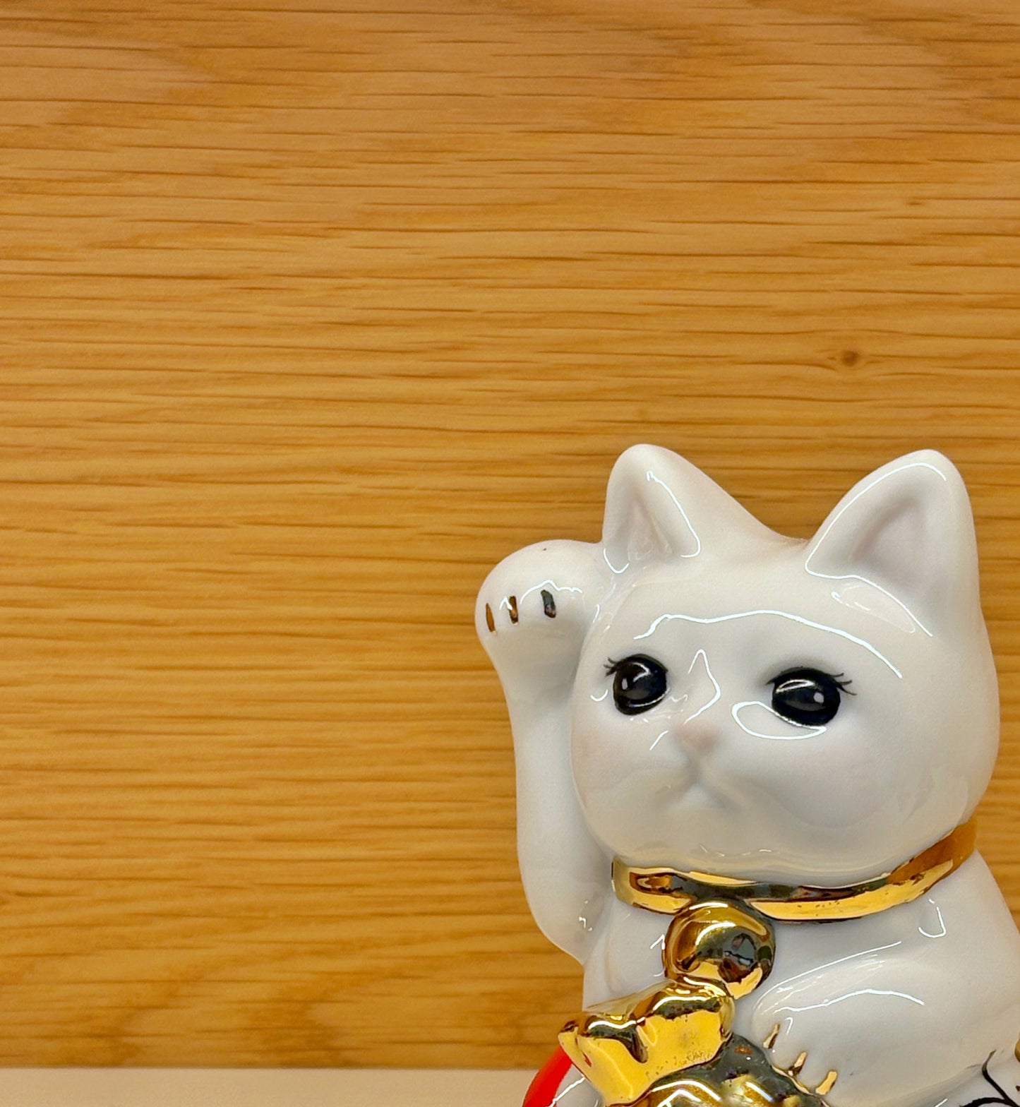 金運に特化した『金着招き猫™︎』 金襴座布団と同時にカートに入れると300円OFF