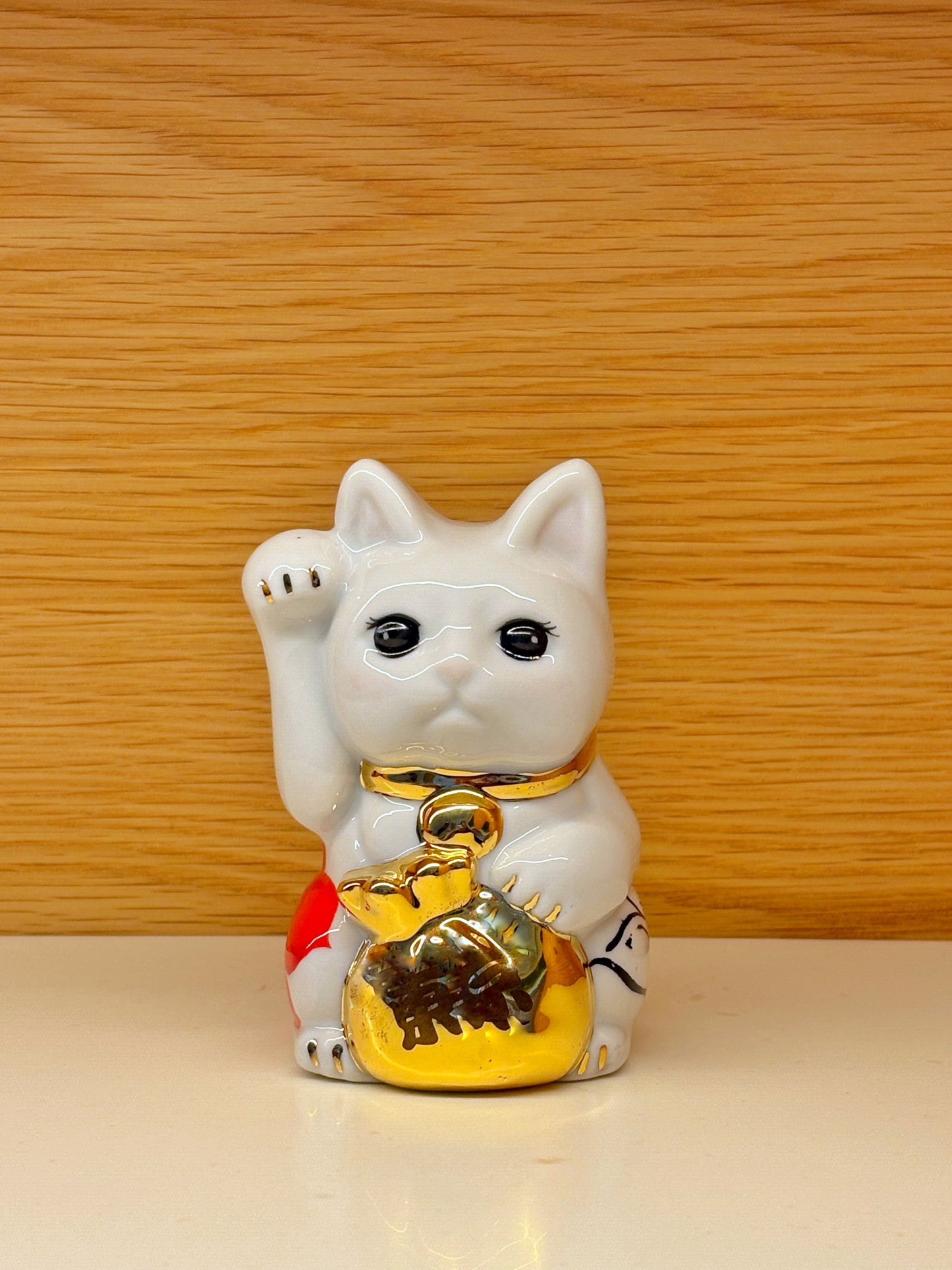 金運に特化した『金着招き猫™︎』 金襴座布団と同時にカートに入れると300円OFF