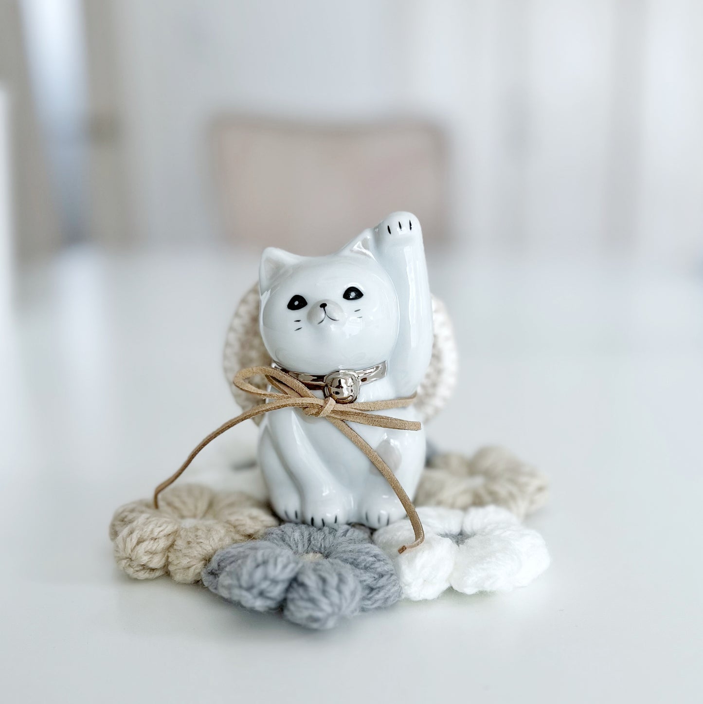 【招き猫1番人気】幸せ招き猫!ベージュのぶちの九谷焼招き猫!金ぶちちゃんと銀ぶちちゃん