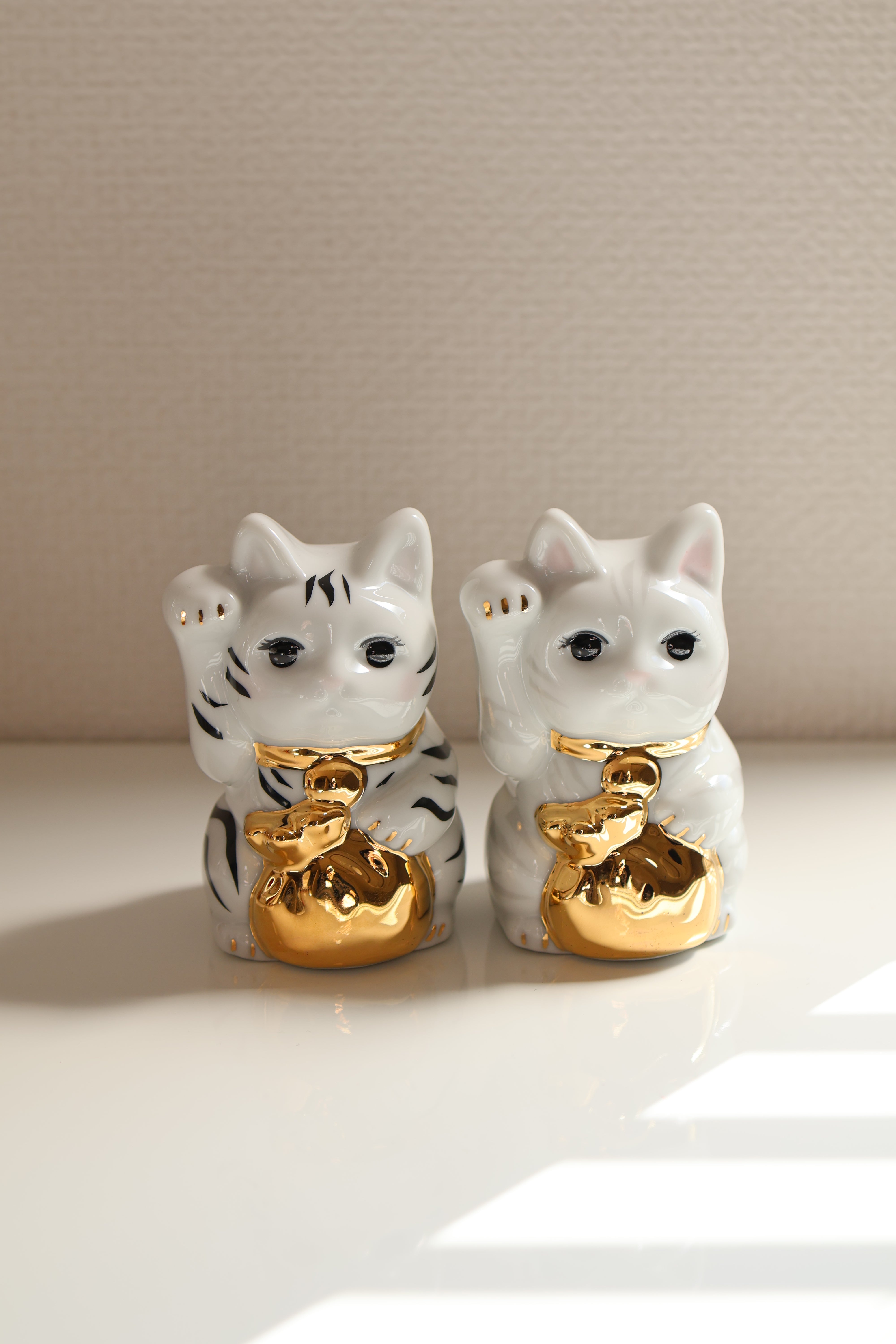 福に特化した招き猫！！『金着招き猫』 – 縁起屋dotu